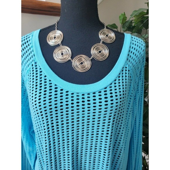 Active Aqua Scoop Neck Long Sleeve Stylish Top - Picture 2 of 12